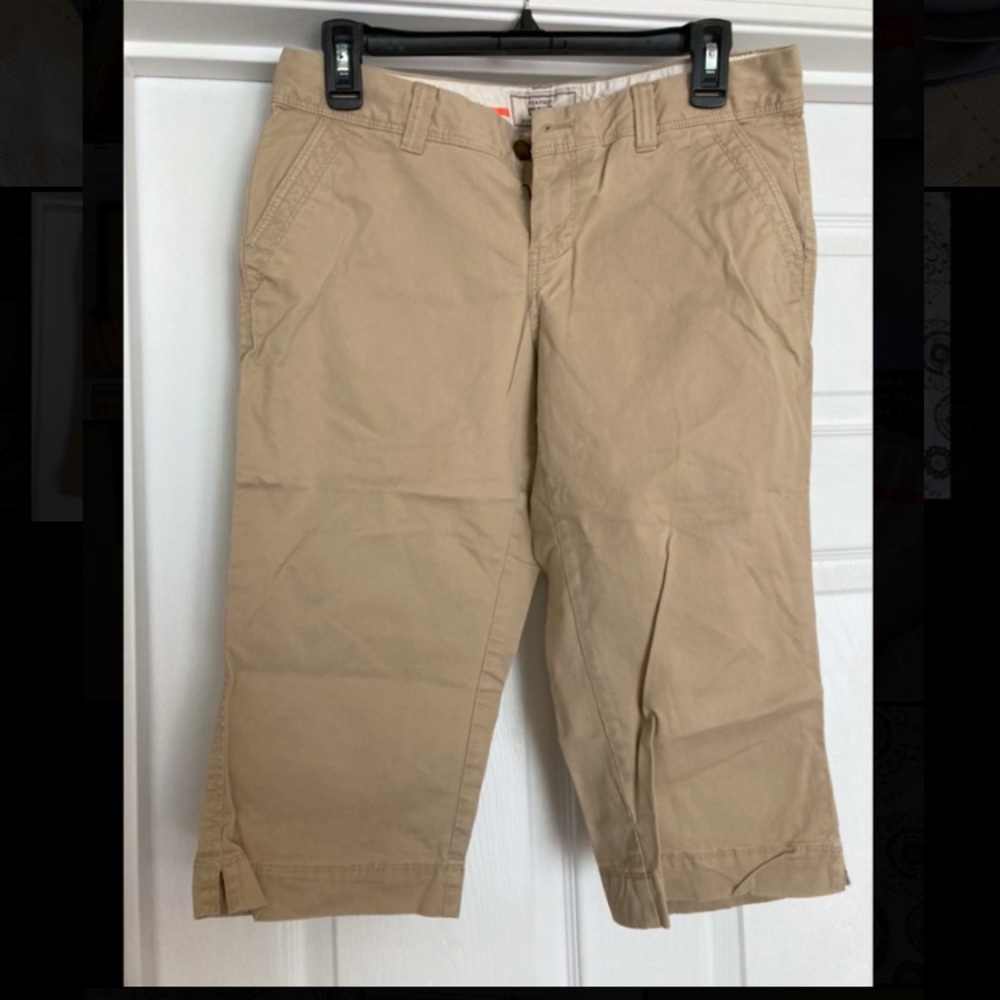 Old Navy Capris 6R
